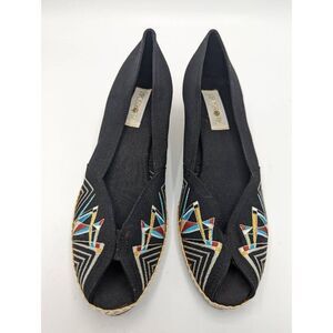 Vintage Apostrophe Wedges 7.5 Southwestern Embroidered Design Peep Toe Shoes Cut
